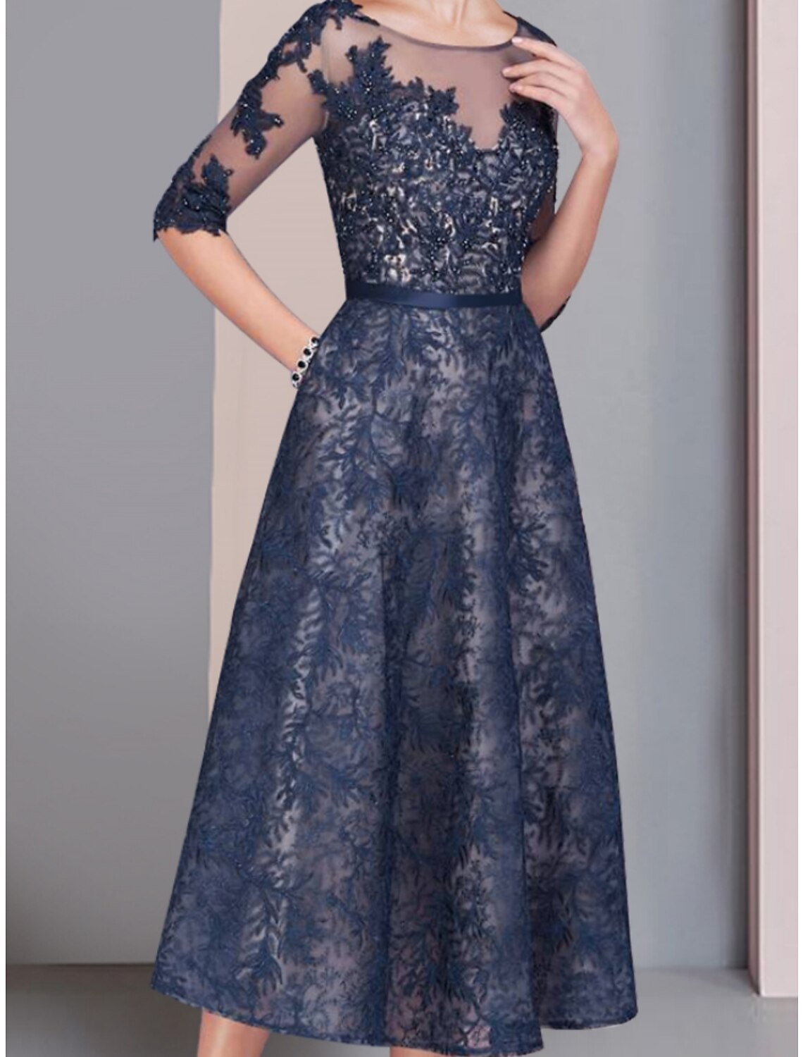 Vestido de Madre de la Novia de Corte A para Invitadas de Boda, Elegante, Escote Redondo, Largo hasta la Rodilla, Encaje, Media Manga con Fruncido, Color Sólido
